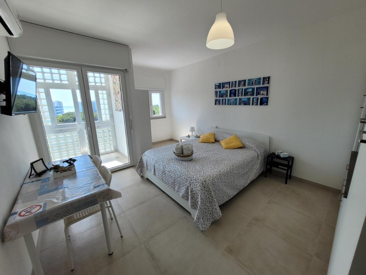 Rosato Double Sea View Apartment Lignano Sabbiadoro Buitenkant foto