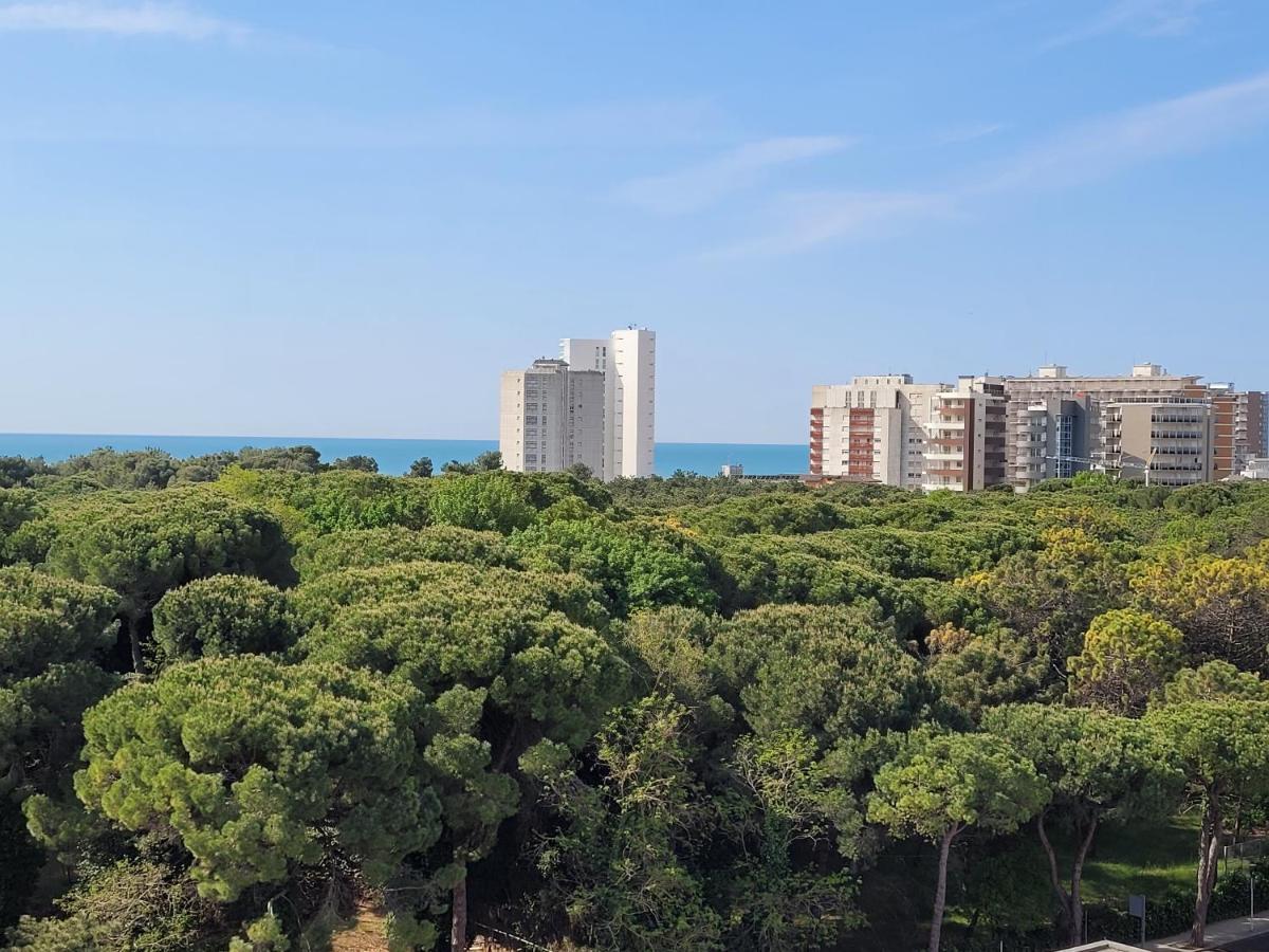 Rosato Double Sea View Apartment Lignano Sabbiadoro Buitenkant foto