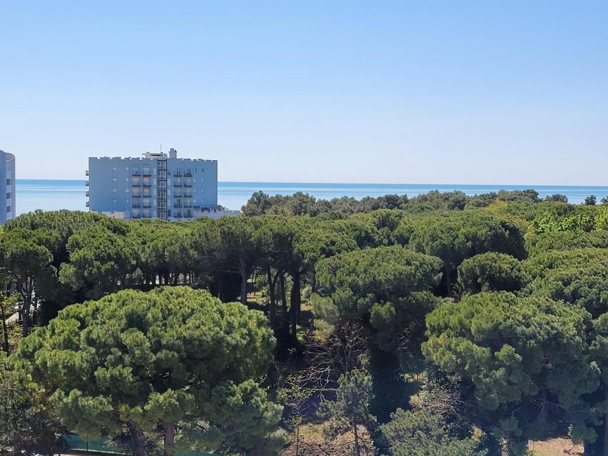 Rosato Double Sea View Apartment Lignano Sabbiadoro Buitenkant foto